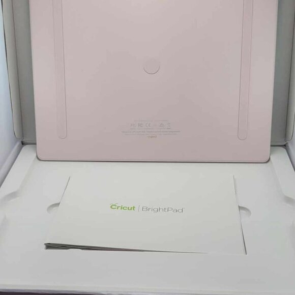 Cricut BrightPad - Rose Edition in original box. New condition! - Picture 5 of 11